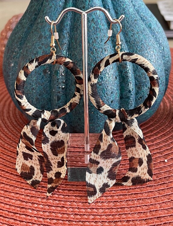 Trendy Animal Print Hoop Pierced Earrings