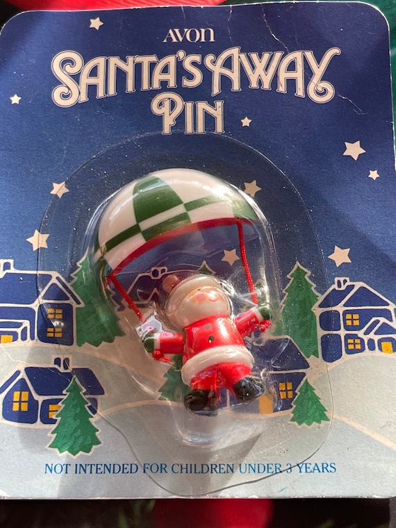 Vintage 1986 Avon Santa’s Away Pin