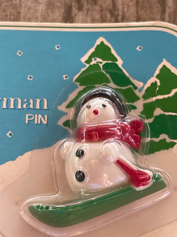 Avon Vintage 1982 Let It Snowman Pin - image 1