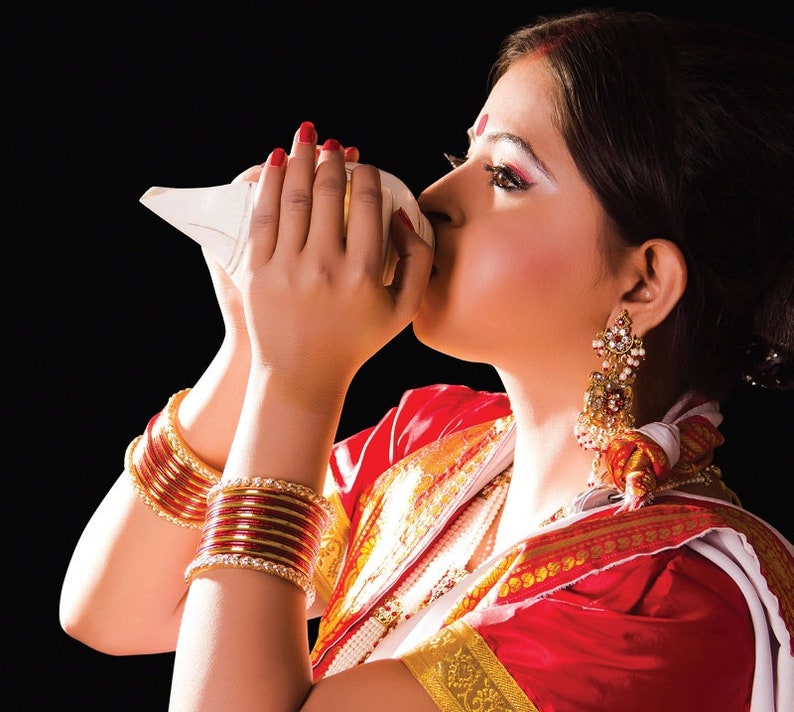 Spiritual puja Blowing Shankh Conch Shell 4 5 Inches Loud Etsy UK