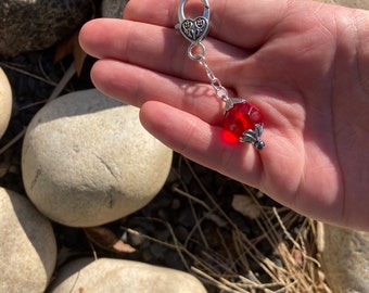 Red cut glass stitch marker. Crochet flair. Progress keeper