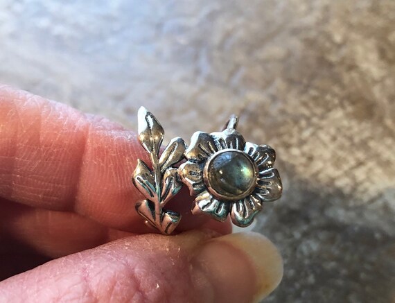 Solid Sterling Silver Floral Labradorite Wrap-loo… - image 2