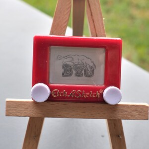 mickey mouse etch a sketch