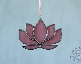 Stained Glass Pink Lily/Lotus Flower Hanger/Suncatcher Gift/Home Decor/Ornament