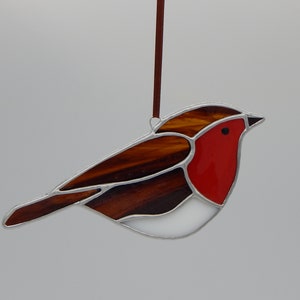 Stained Glass Suncatcher/Window Hanger Robin British Birds Ornament Gift/Home Decoration image 1