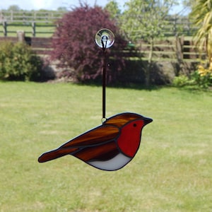Stained Glass Suncatcher/Window Hanger Robin British Birds Ornament Gift/Home Decoration image 3