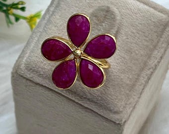 Natürlicher Rubin Tropfen Ring/Handgefertigter Ring/Vergoldete Ring/Statement Ring/Ehering/Verstellbarer Ring/Filigraner Edelstein Ring/Zarter Ring
