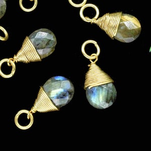 Labradoriet draad gewikkeld 7x10mm Teardrop Charm, Labradoriet 7x10mm Teardrop Briolettes, Edelsteen Charms voor Oorbellen & Ketting, Faceted Peer