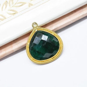 Natural Emerald 20mm Heart Charms/Gemstone Heart Bezel/Emerald Jewelry/Boho Pendant connector/Handmade Charm/Component Pendant/Gift