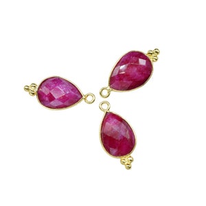 Natuurlijke robijn 10 x 14 mm druppelvormige bezel, rode edelsteen verbindingshanger, druppelvormige hanger, benodigdheden stationsring, robijnrode sieraden