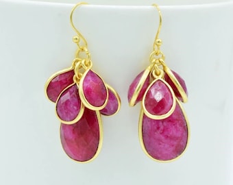 Real Ruby dangle earring,Winter earring,Ruby Teardrop earring,Prism earring,Dainty earring,July birthstone earring,Bridesmaid Gif