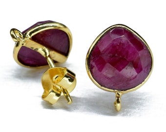 Connettore per orecchini a forma di cuore in rubino naturale, fornitura per la creazione di gioielli, perni per connettori in rubino, connettore per orecchini placcato in oro, connettori per orecchini