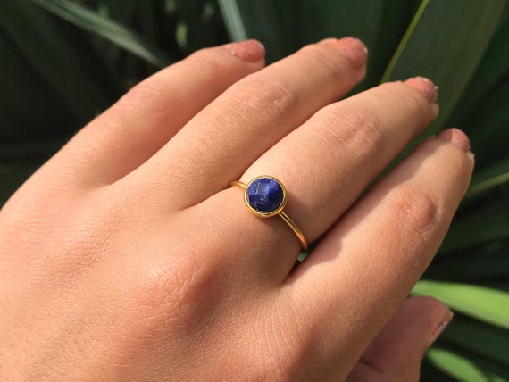 Sapphire Ring,stone Ring,Tiny Gemstone Ring,Couples Ring,September  birthstone ring,multistone gemstone ring,stackable rings,blue stone ring