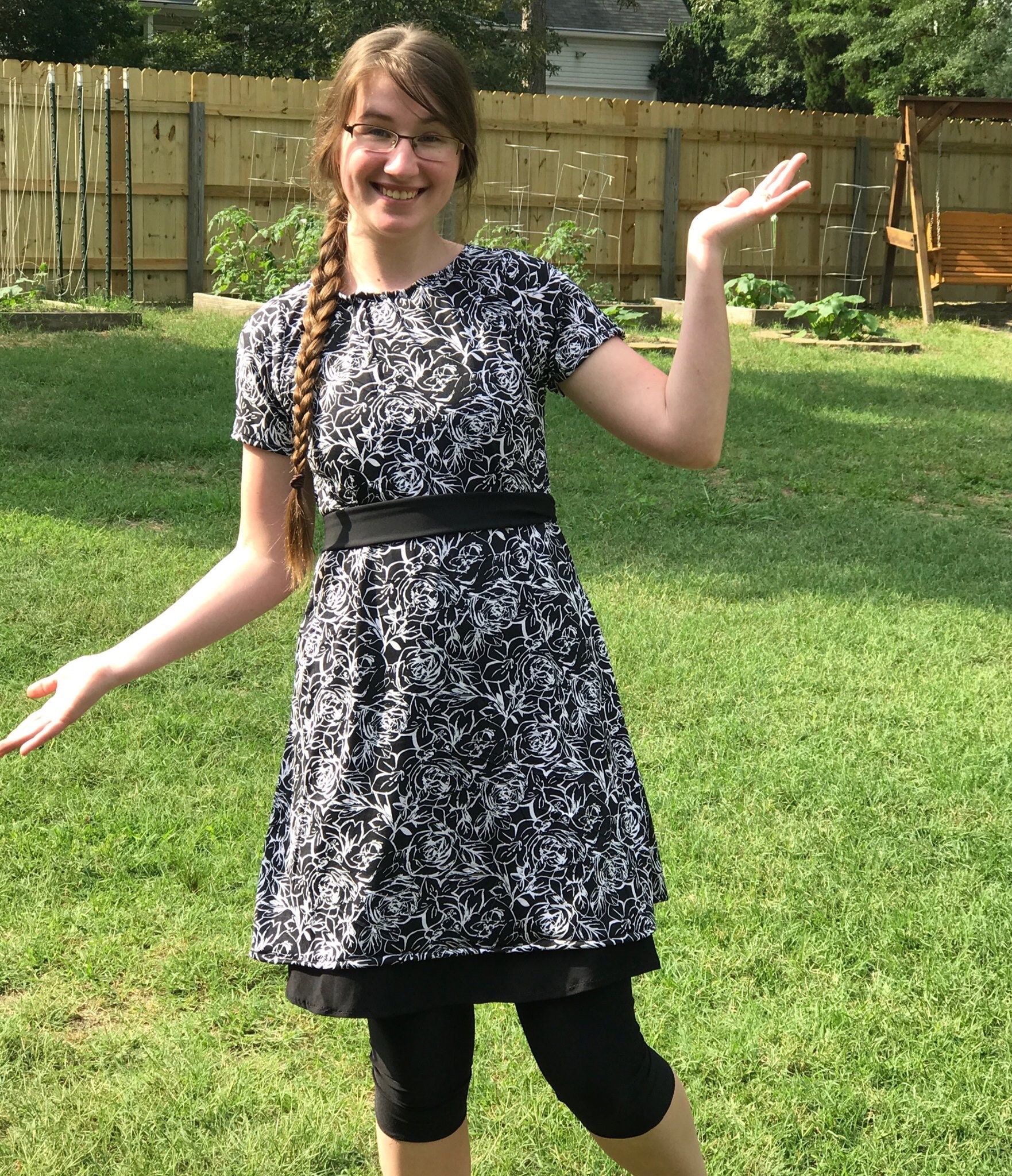 modest skirt with leggings