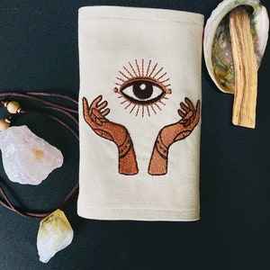 Saco de envoltório de baralho de tarô bordado com símbolo de olho, tecido impermeável. Bolsa para cartão Oracle, bolsa para cartões de afirmação artesanal, leitura de tarô de amor,