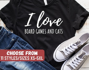Ik hou van bordspellen en katten T-shirt, bordspel liefhebber cadeau, bordspel shirt, cadeau voor bordspellen liefhebber, grappig bordspel shirt