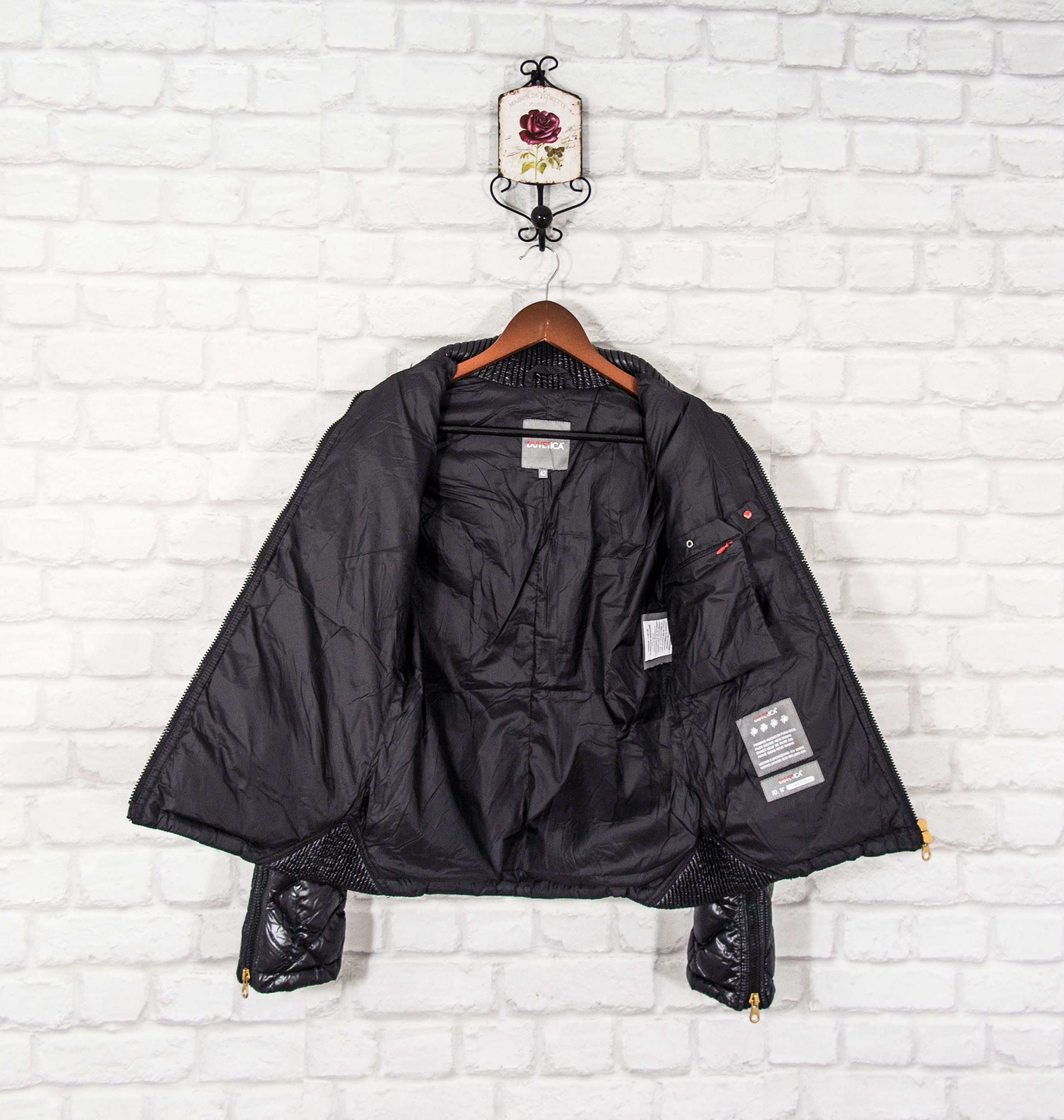 DUVETICA Goose Down Diamond Womens Jacket Coat Black Branded Gold