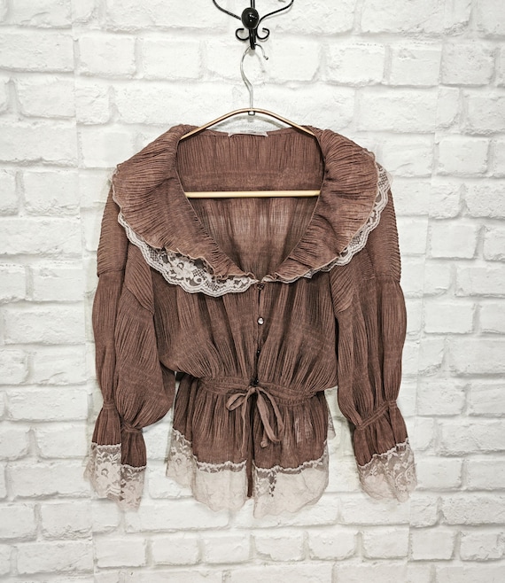 Nice Claup Romantic Vintage Shirt With Lace Details Crinkled