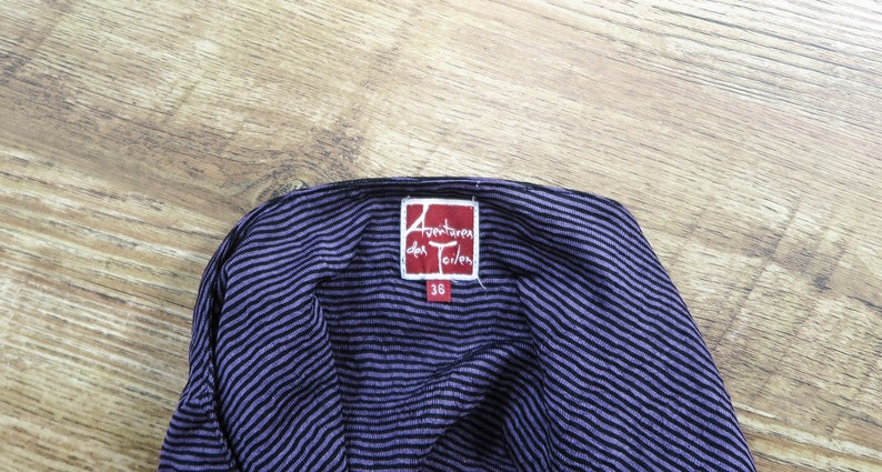 Veste Femme Aventures Des Toiles Taille 40 - Occasion En Très Bon état, Grise, Style Décontracté