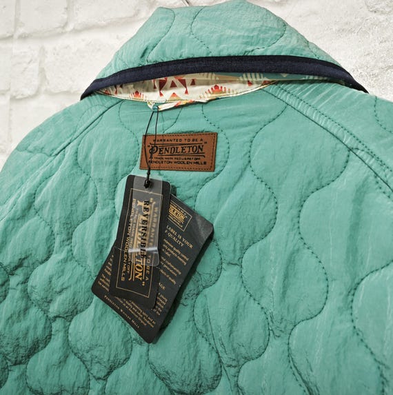Pendleton Reversible Jacket Lightweight Quilted A… - image 9