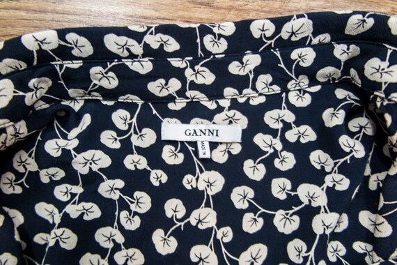 GANNI Roseburg Crepe Navy Shirt Top Blouse Leaves… - image 5