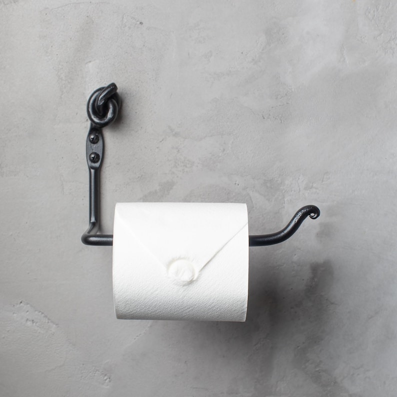 Urban Forge Knot Iron Toilet Paper Holder - Thumbnail 3