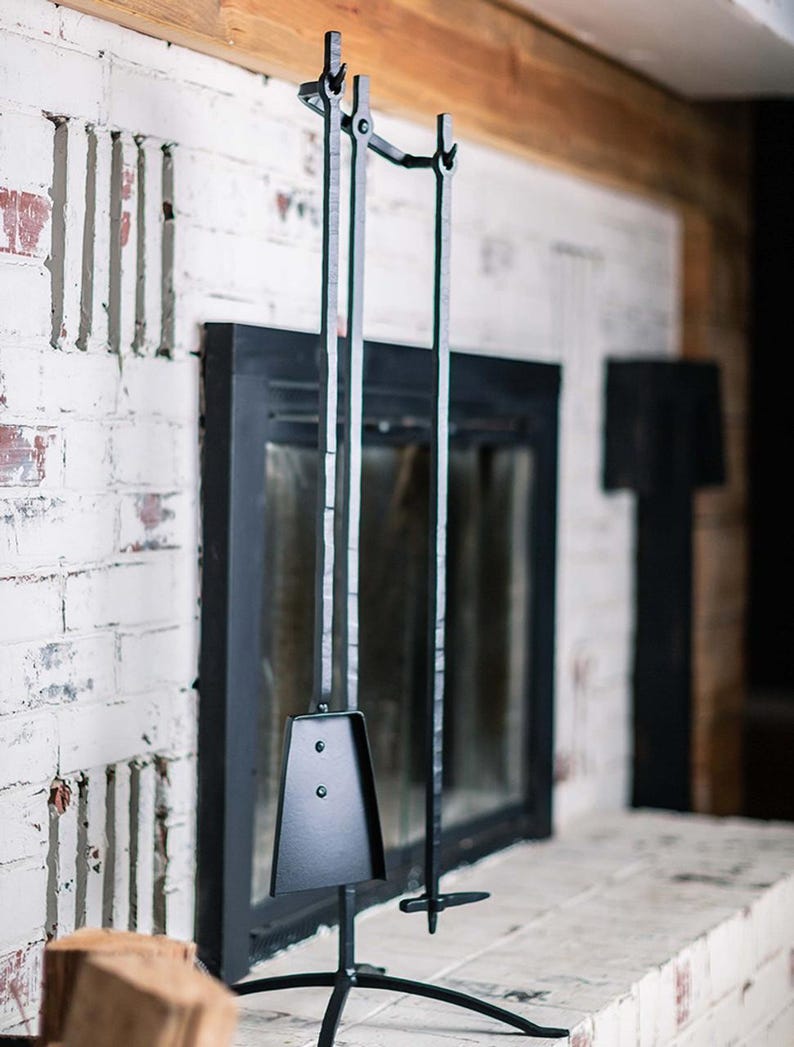 Urban Forge Loft Fireplace Tool Set - Thumbnail 2