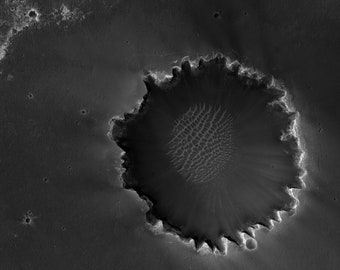 Victoria Crater II