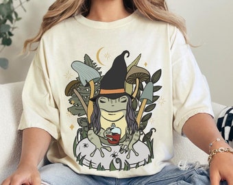Witchy Frog T-Shirt: Goblincore Mushroom Comfort Colors Tee
