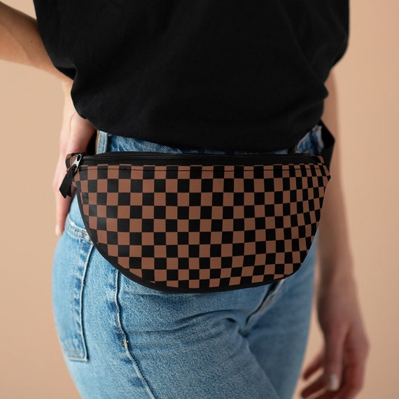 Louis Vuitton Monogram Men's Women's Pouch Bum Fanny Pack Waist Belt Bag