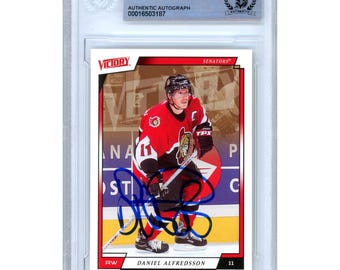 Daniel Alfredsson Autographed 2006 Upper Deck Victory #138 Ottawa Senators Card - Beckett BAS Slabbed HOF Gift
