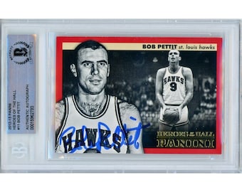 Bob Pettit Signed 2011 12 Panini Heroes of the Hall #38 St Louis Hawks Basketball Card Beckett BAS Slabbed Autographed Gift