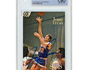 Jerry Lucas Signed Autographed 1996 Topps Stars #25 New York Knicks Basketball Card Beckett BAS Slabbed Hall of Fame NBA Gift