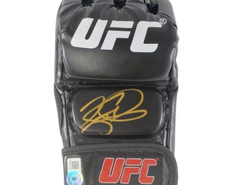 Kelvin Gastelum Signed UFC Fight Glove - Official Autograph with Beckett BAS Coa - MMA Memorabilia