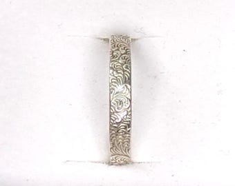 Floral Wave Sterling Silver Ring - Flower Pattern Band, Hammered Stacking Ring, Handmade, Midi, Boho, Dainty, Minimalist, Gifts for Women