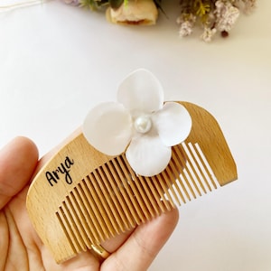 Personalized Wooden Comb, Personalized Gift, Natural Hair Comb,Handmade Comb, Special Day Gift for Her, Natural Hair Care Tool-Comb