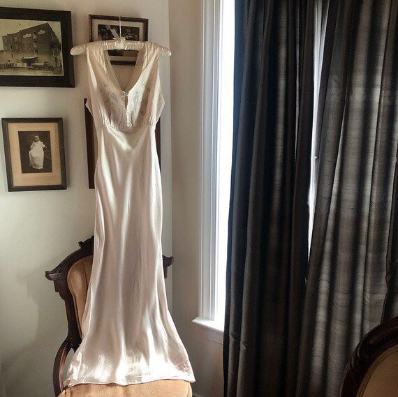 1950s Silk Blush Pink Nightgown