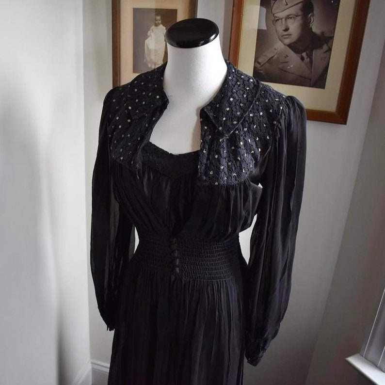 1940s Black Silk Chiffon Peignoir image 4