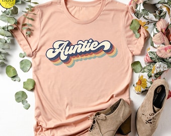 Retro Auntie T-Shirt: Funny Family Gift Tee