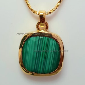 14K Gold Malachite Necklace – Dainty Green Pendant – Satellite Chain Jewelry – Minimalist Gift for Her