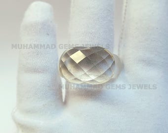 Anillo de cuarzo cristalino blanco facetado / Anillo de piedra preciosa tallada a mano / Joyería personalizada / Regalo para mujer