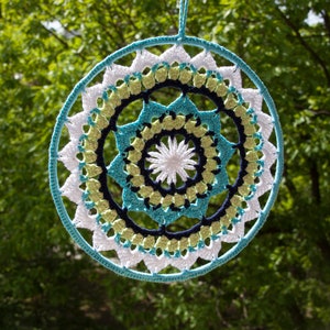 Circular crochet mandala with reversible hoop image 5