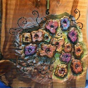 Wood with carved flowers clock - wood carved, burned and painted.  OOAK wall clock, decorative wall art, handcrafted, red cedar wood