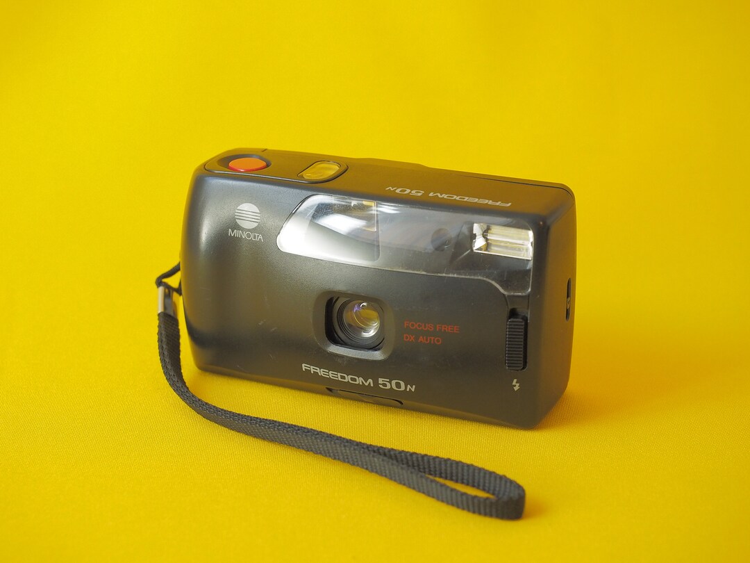 Minolta Freedom 50N 35mm Film Point and Shoot Flash Compact Camera