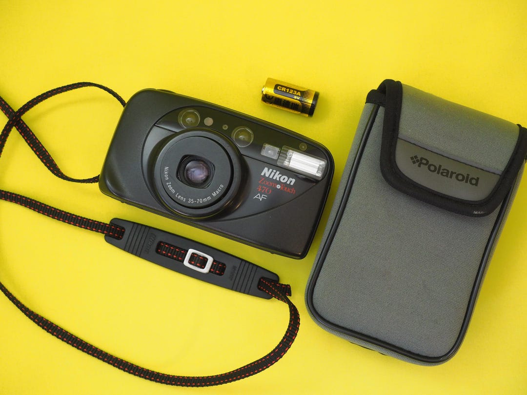 Nikon Zoom Touch 470 35mm Film Compact Point and Shoot Flash Camera ...