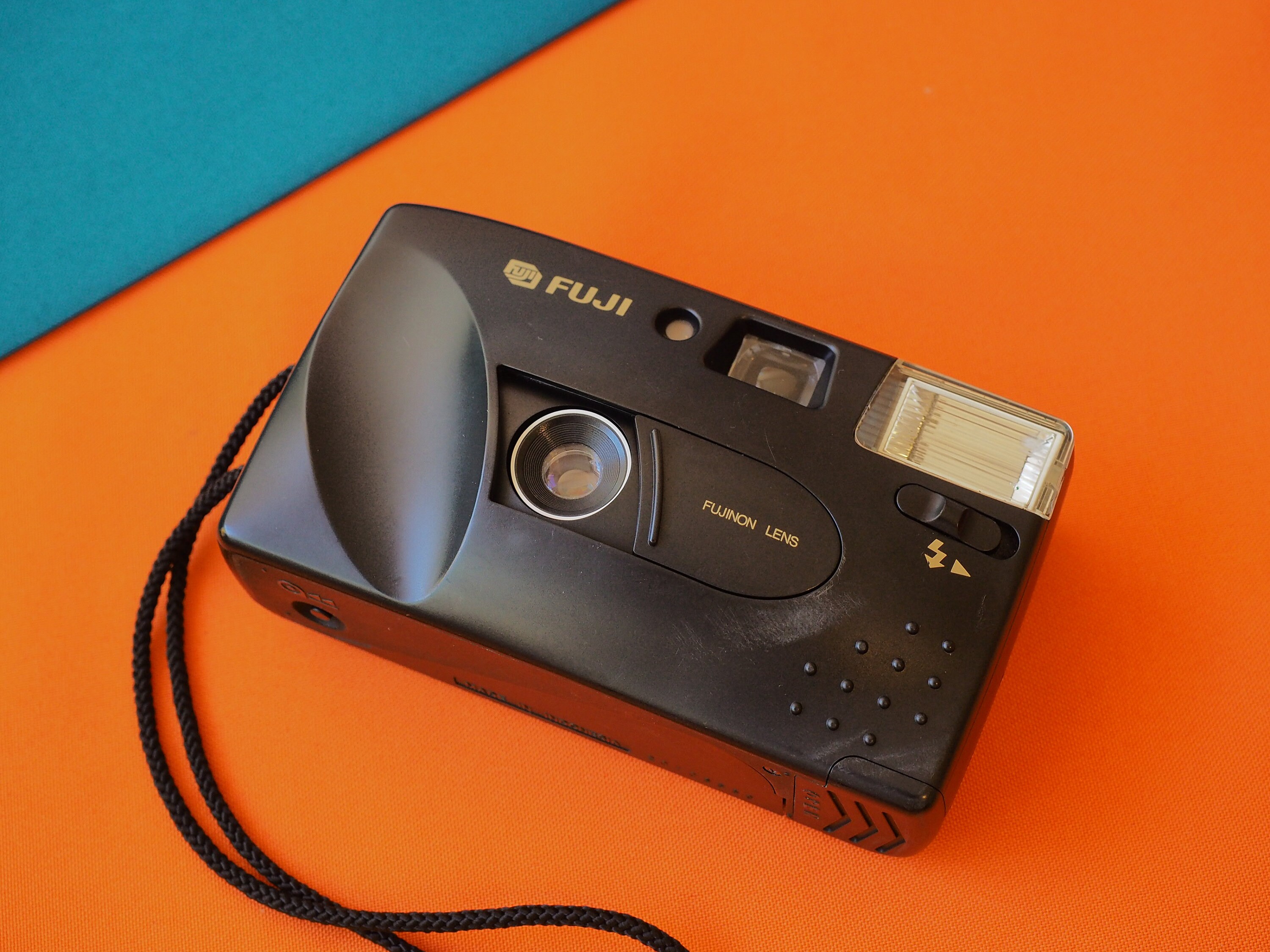 camera analog fujifilm