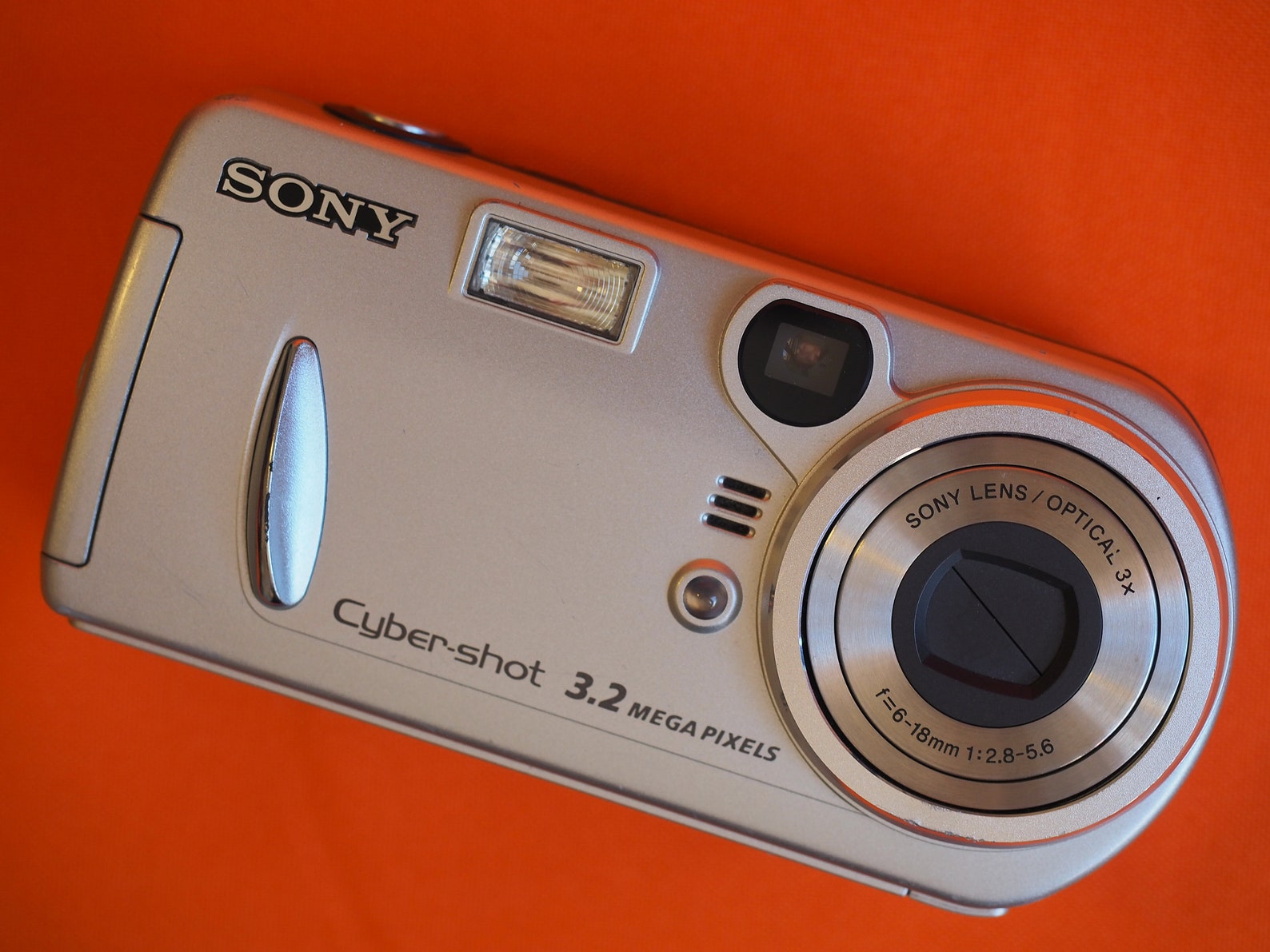 Sony CyberShot DSCP72 3.2MP Compact Digital Point and Shoot Etsy