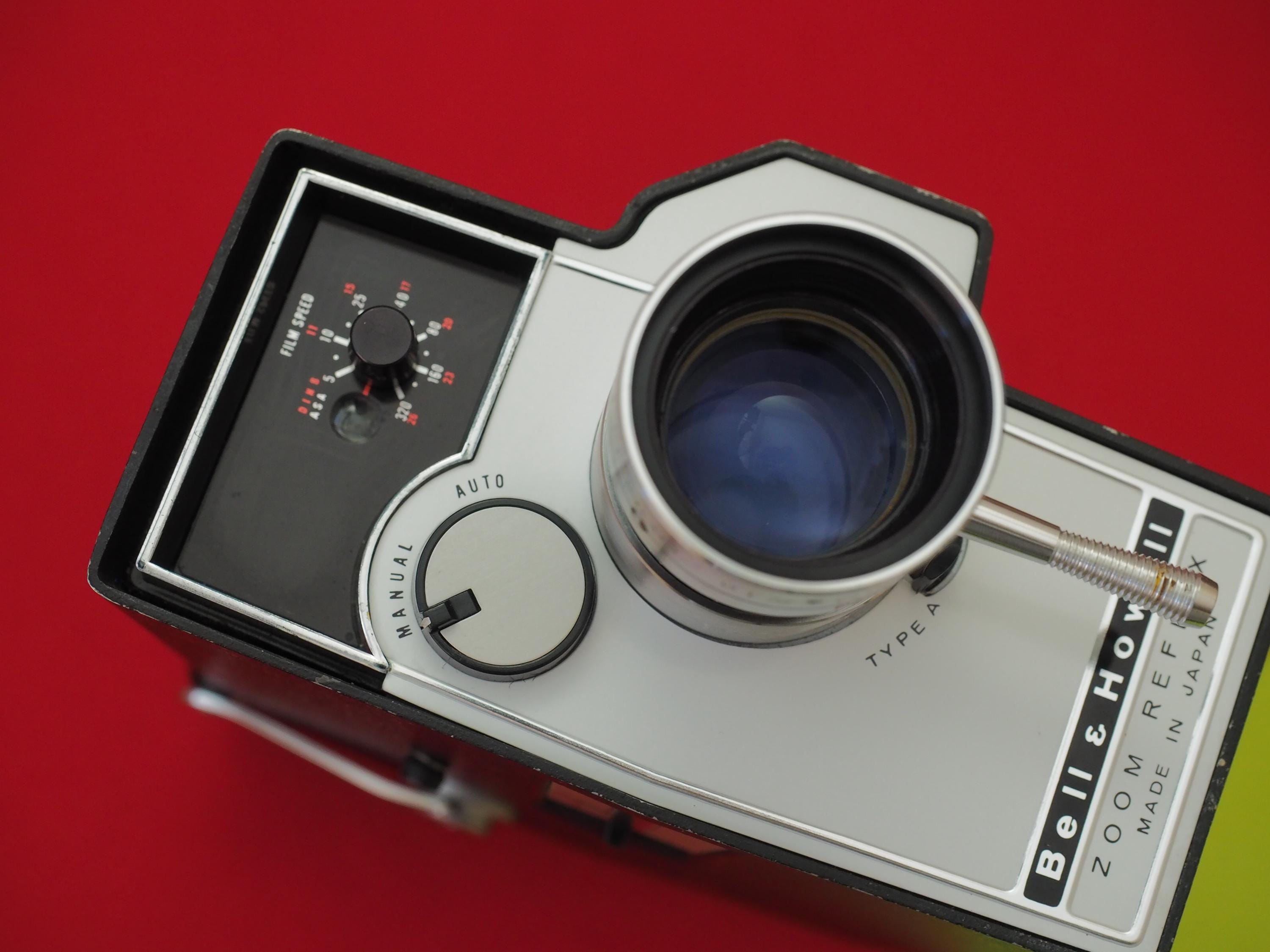 Bell Howell Zoom Reflex Model 315 Movie Camera 8mm Eight 8 Film