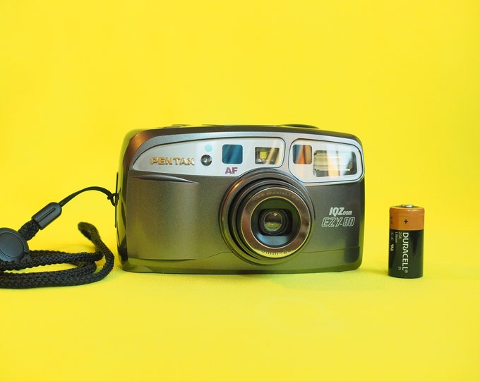 Pentax Iqzoom IQ Zoom EZY80 35mm Film Compact Point and Shoot Camera