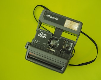 Polaroid One Step Instant Film Camera Uses 600 Film TESTED